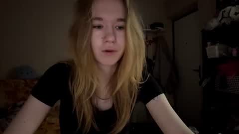 Sofia online show from July 2026 10:23:02 PM