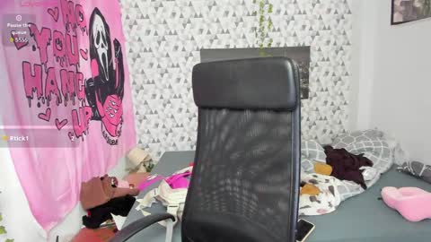 Snapshot of iness_lex chatting on May 2026 07:15:02 AM iness_lex online show from May 2026 07:15:02 AM