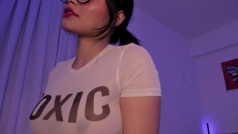 InfernalKiss online show from November 2025 01:19:02 AM