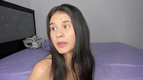 Samantha and chris online show from December 2025 12:27:01 AM