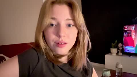 Snapshot of infinitysoul_ chatting on February 2025 09:31:01 PM Alexa.. Inst Fansly infinitysoul online show from February 2025 09:31:01 PM