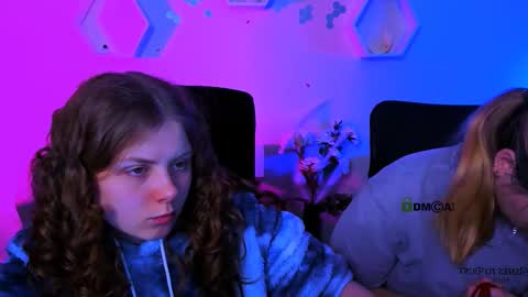 inga_gree online show from November 2025 08:20:01 PM