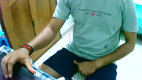 Inglorious Hairy Uncut online show from February 2025 11:38:02 PM