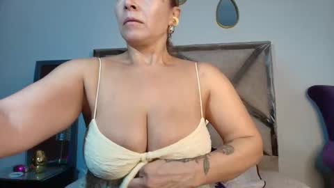            online show from November 2025 11:10:02 AM