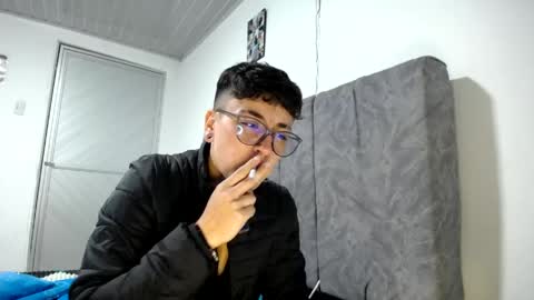 lyan onlyfans n linda online show from April 2026 02:35:01 AM