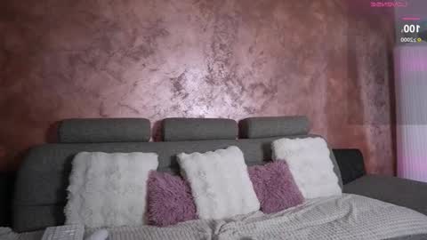 InnesTaylor online show from November 2025 05:18:02 AM