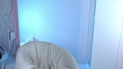 Snapshot of innnita chatting on December 2024 11:18:01 AM Lina online show from December 2024 11:18:01 AM