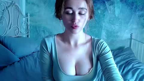 Snapshot of innnita chatting on September 2025 12:38:02 PM Lina online show from September 2025 12:38:02 PM