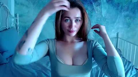 Snapshot of innnita chatting on October 2025 01:33:02 PM Lina online show from October 2025 01:33:02 PM