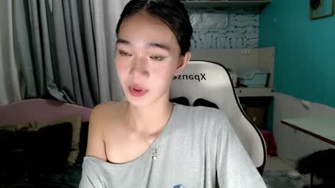 Snapshot of innocent_reign69 chatting on April 2026 04:08:01 PM Reign online show from April 2026 04:08:01 PM