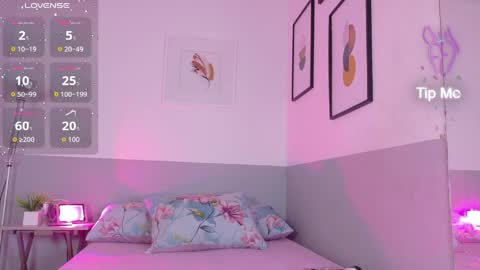 innocenthazel online show from April 2026 02:56:01 AM