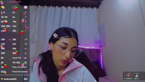 Luna moon online show from December 2024 06:09:02 PM