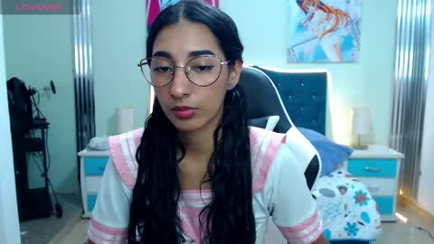 Luna moon online show from May 2026 03:44:02 AM