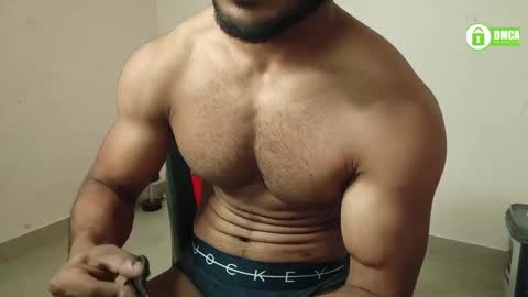 Snapshot of insanestud_miles chatting on December 2024 05:26:02 PM Miles online show from December 2024 05:26:02 PM