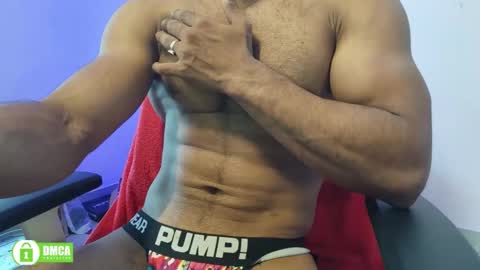 Snapshot of insanestud_miles chatting on September 2025 07:54:01 AM Miles online show from September 2025 07:54:01 AM