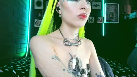   SANIA  online show from December 2024 06:24:02 PM