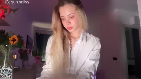 Snapshot of inspiration_in_frame chatting on December 2025 07:41:01 PM Sully and Kate online show from December 2025 07:41:01 PM