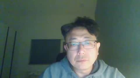 insuclee197641 online show from April 2026 03:23:01 PM