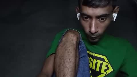 interne8famous online show from November 2025 03:44:01 PM