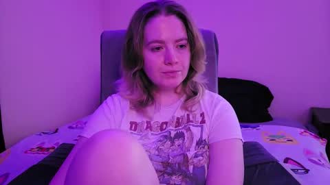 Faye online show from November 2025 03:52:02 AM