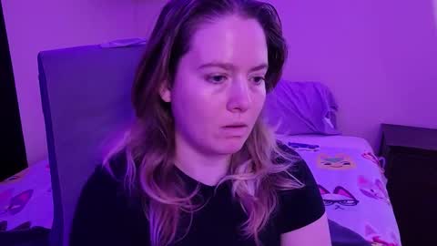 Faye online show from March 2026 06:18:02 AM