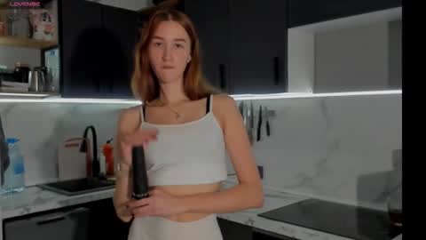 Snapshot of internetsexplorer chatting on December 2025 01:24:01 AM Bernadette Join online show from December 2025 01:24:01 AM