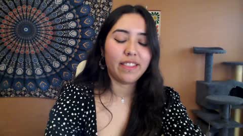 Snapshot of intimatetales chatting on January 2025 03:39:02 PM Africa online show from January 2025 03:39:02 PM