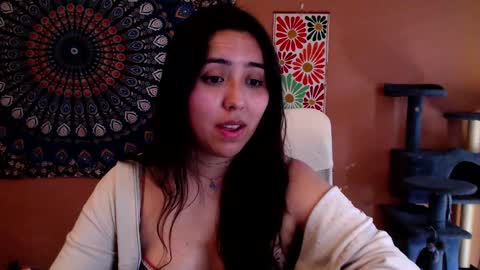 Snapshot of intimatetales chatting on February 2025 03:38:01 PM Africa online show from February 2025 03:38:01 PM