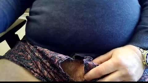 iphorny online show from December 2025 02:14:02 PM