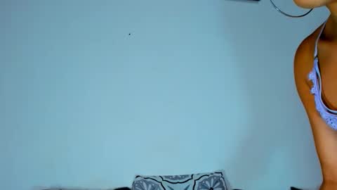 Irene Aguirre online show from June 2026 09:15:01 PM