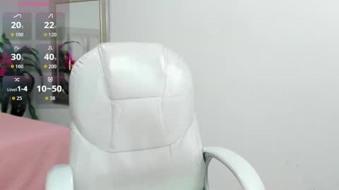 iris8_ online show from November 2025 01:33:02 PM