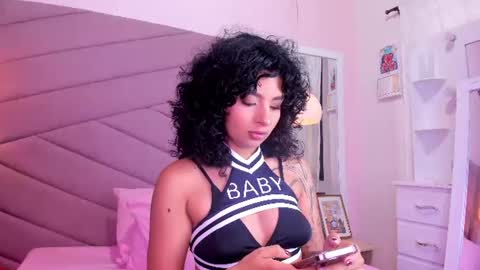 Snapshot of iris_licht chatting on July 2026 09:17:01 PM Iris Licht online show from July 2026 09:17:01 PM