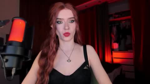 Miss Iris Fansly Miss Iris new inst.  online show from October 2025 07:11:02 PM