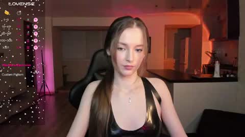 irisskiss online show from June 2026 07:20:01 PM
