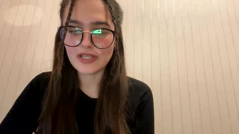 irisss31 online show from January 2025 06:41:02 PM