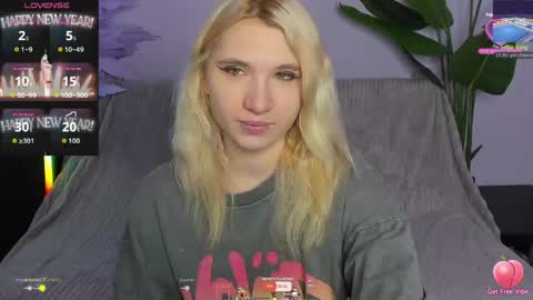 Snapshot of iron_adele chatting on April 2026 02:17:02 AM Iron Adele online show from April 2026 02:17:02 AM