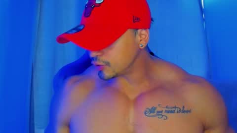 Iron online show from November 2025 06:18:02 PM