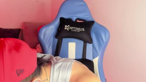 Iron online show from March 2026 10:37:02 PM