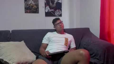 ironvelour online show from January 2026 04:31:02 PM