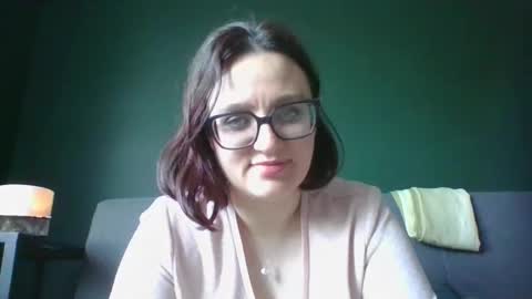 Snapshot of irresistibleparis chatting on April 2026 05:45:02 AM Paris online show from April 2026 05:45:02 AM