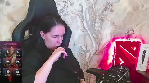 Irwi Tomboy online show from April 2026 02:48:02 PM