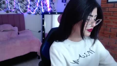 isabela online show from September 2025 09:06:02 PM