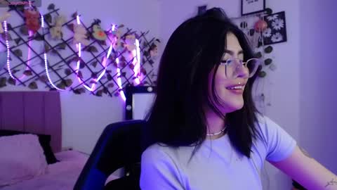 isabela online show from October 2025 03:47:01 AM