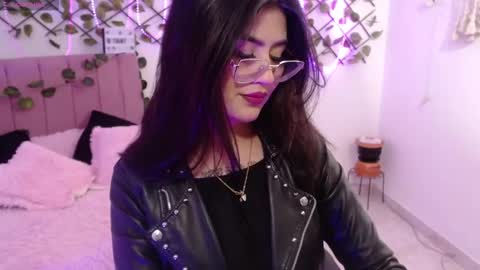 isabela online show from November 2025 12:11:02 AM