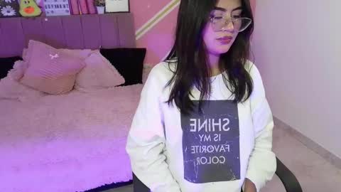 isabela online show from March 2026 10:04:01 PM