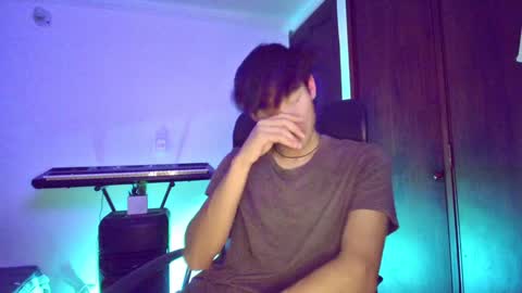 Snapshot of isaac__efx chatting on January 2025 12:44:02 AM isaac online show from January 2025 12:44:02 AM