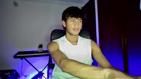 Snapshot of isaac__efx chatting on January 2025 05:16:01 AM isaac online show from January 2025 05:16:01 AM
