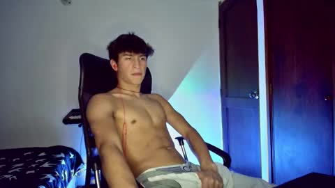 Snapshot of isaac__efx chatting on January 2025 12:47:01 AM isaac online show from January 2025 12:47:01 AM