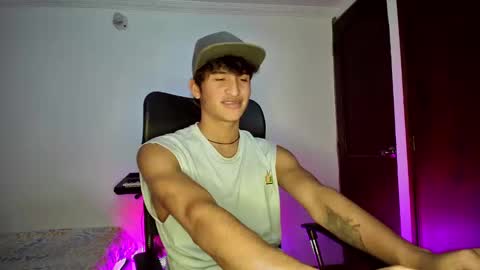 Snapshot of isaac__efx chatting on February 2025 11:42:01 PM isaac online show from February 2025 11:42:01 PM