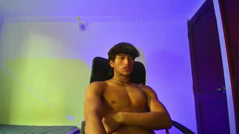 Snapshot of isaac__efx chatting on September 2025 06:11:02 PM isaac online show from September 2025 06:11:02 PM